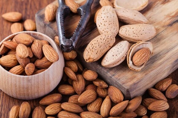 Almonds to increase a man's sexual desire